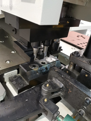 دقت بالا و قابلیت اطمینان CNC صفحه فولاد حفاری ماشین Servo تغذیه موتور