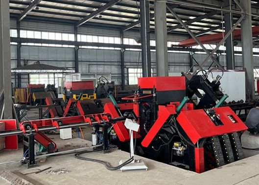 دستگاه خط زاویه ای CNC با کارایی بالا و خودکار برای حفاری زاویه ای بزرگ و پرتاب فولاد