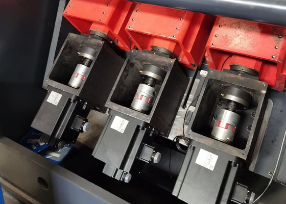 خط زاویه ای بدون مرحله CNC حرکت کلی CNC و حفاری دقیق سوراخ در صنعت برج زاویه ای فولاد