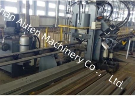 ماشین آسیاب ابزار cnc قابل تنظیم