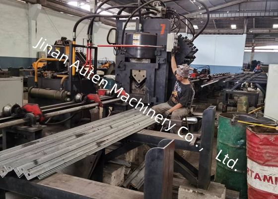 خط پانچ، علامت‌گذاری و برش زاویه فولادی CNC با دقت بالا برای تولید سیستم نصب خورشیدی
