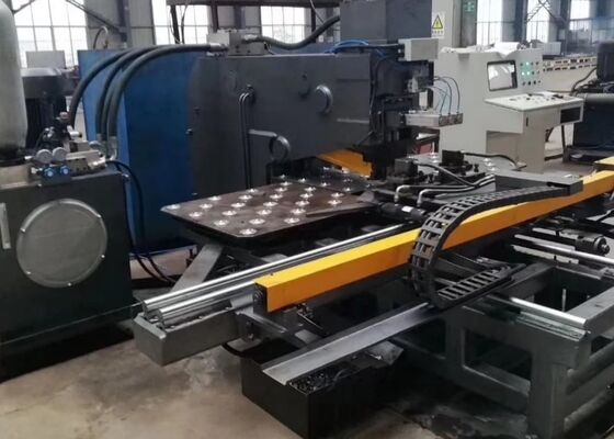 40mm ضخامت صفحه حفاری برج اتصال CNC هیدرولیک صفحه سوراخ کردن ماشین 4 Die-Station