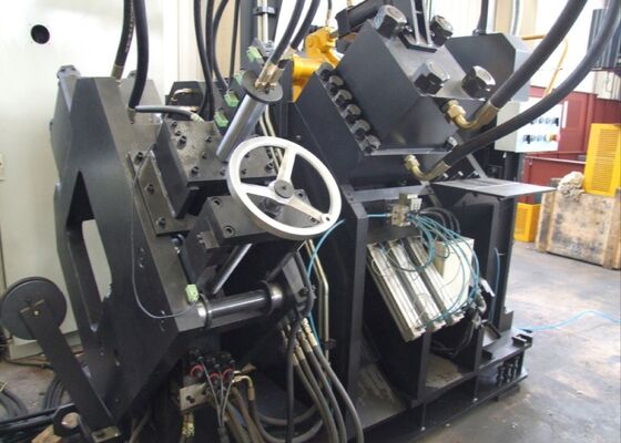 50х50х4~200х200х20mm Angle Size Automated CNC Angle Punching Cutting Machine With 3 CNC Axes