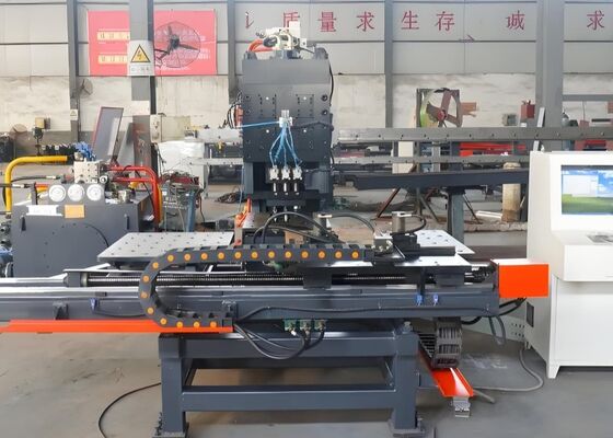 برای صنعت برج فولاد استفاده می شود Cnc Plate Punching Machine