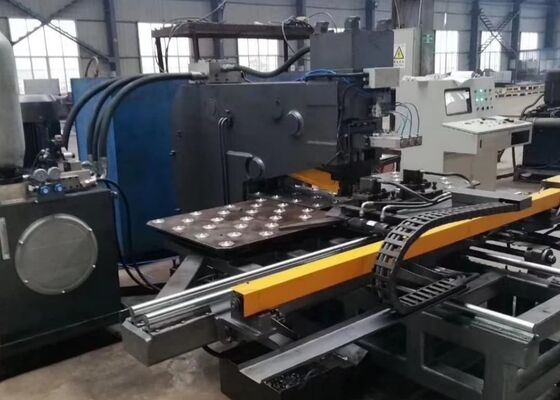 180mm ضربه از حفاری اسپندل Cnc صفحه سوراخ کردن ماشین برای برج انتقال