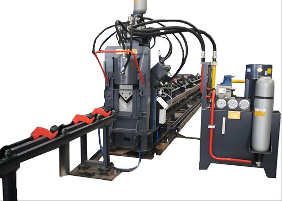 2200/4300KN نیروی برش دستگاه پانچ و برش ورق فلزی فولاد زاویه‌دار CNC مدل JNC2020