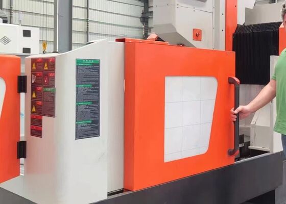 مورد استفاده برای صفحات ورق لوله فلنج دستگاه حفاری Cnc 11KW سروو موتور اسپیندل